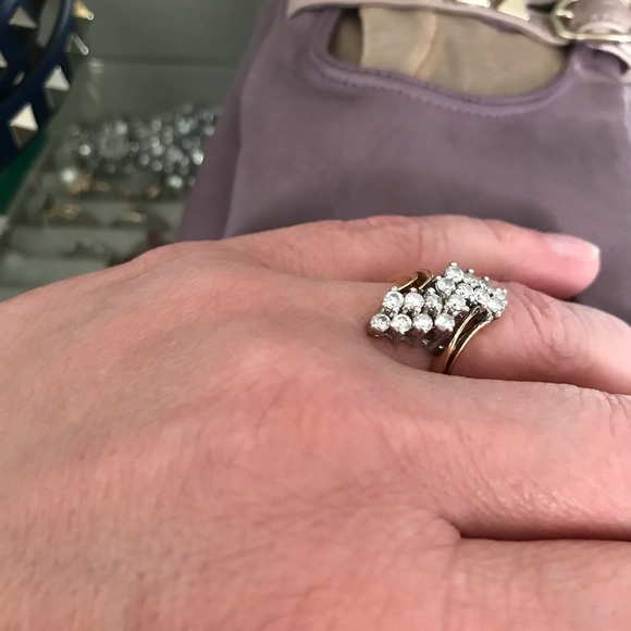 💍💍💍Beautiful Diamond Cluster Ring - Picture 4 of 7